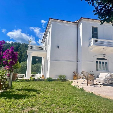 Novecento Country House Vieste Bagian luar foto