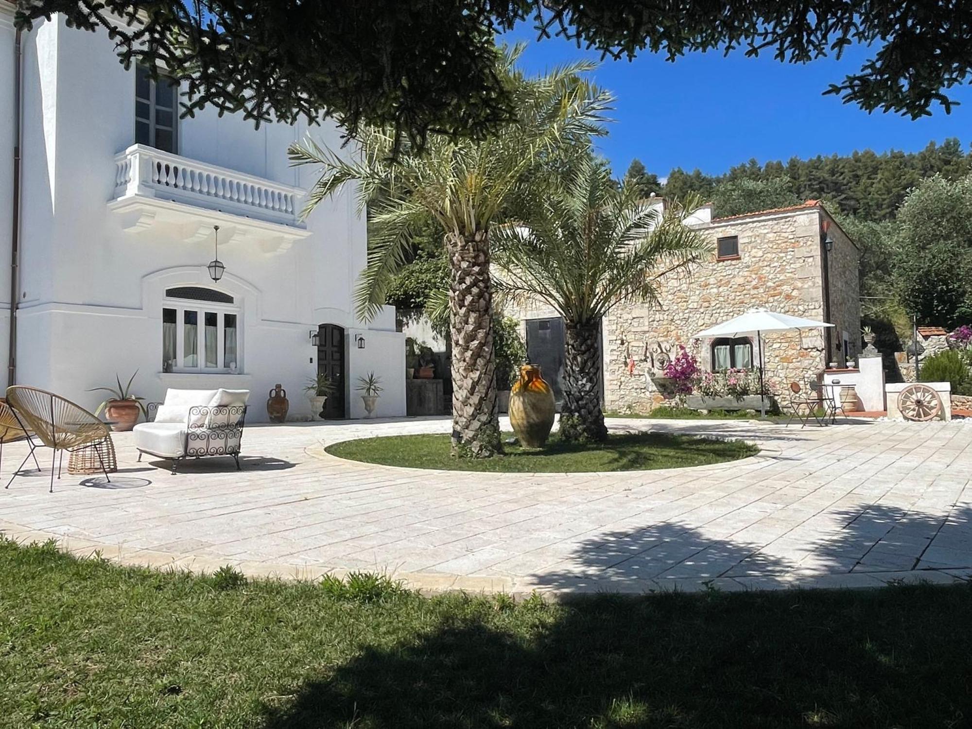 Novecento Country House Vieste Bagian luar foto